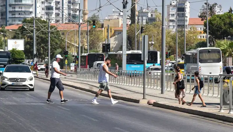 Trafikte Hayati Tehlike: Bilinçsizlik Neden Ölümcül Sonuçlar Doğuruyor