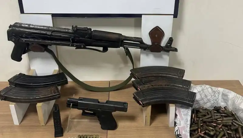 Diyarbakır'da Silahlı Kavga: Dört Kişi Tutuklandı, Olayın Sebepleri Araştırılıyor