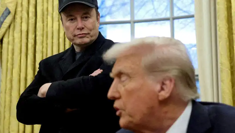 Elon Musk, Trump Kabinesinden Ayrılışını Duyurdu: Sebebi Ne?
