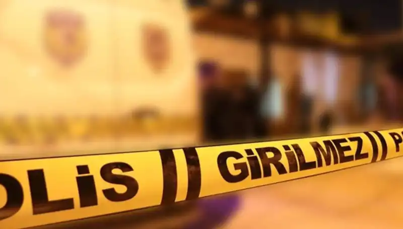 İzmir'de Aile İçi Kavga: 1 Çocuk 4 Kişi Ağır Yaralandı