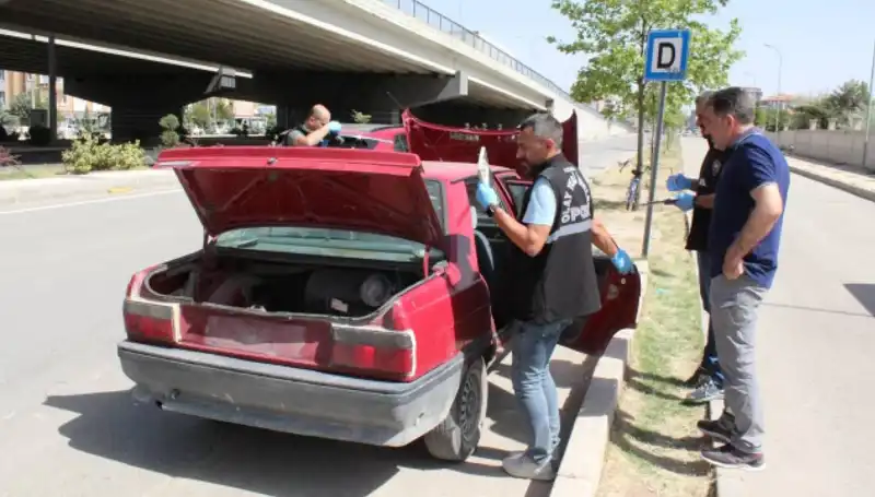 Çaldığı Aracın Yakıtı Bitince Yeni Aracını Çaldı!