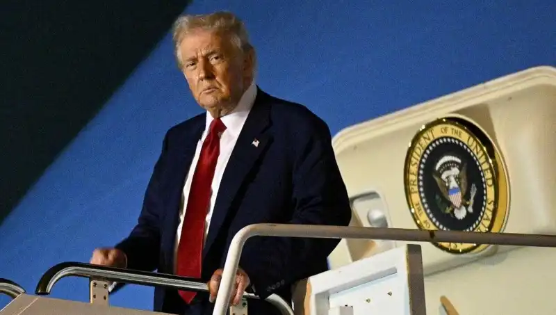 Trump, Lahey'deki NATO Zirvesi'ne Katılarak Stratejik İttifakları Güçlendirecek