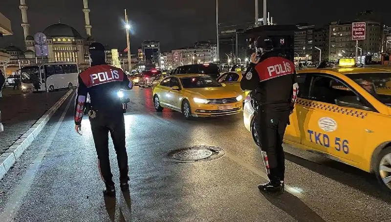 İstanbul'da Huzur Operasyonu: Bir Gecede 873 Gözaltı!